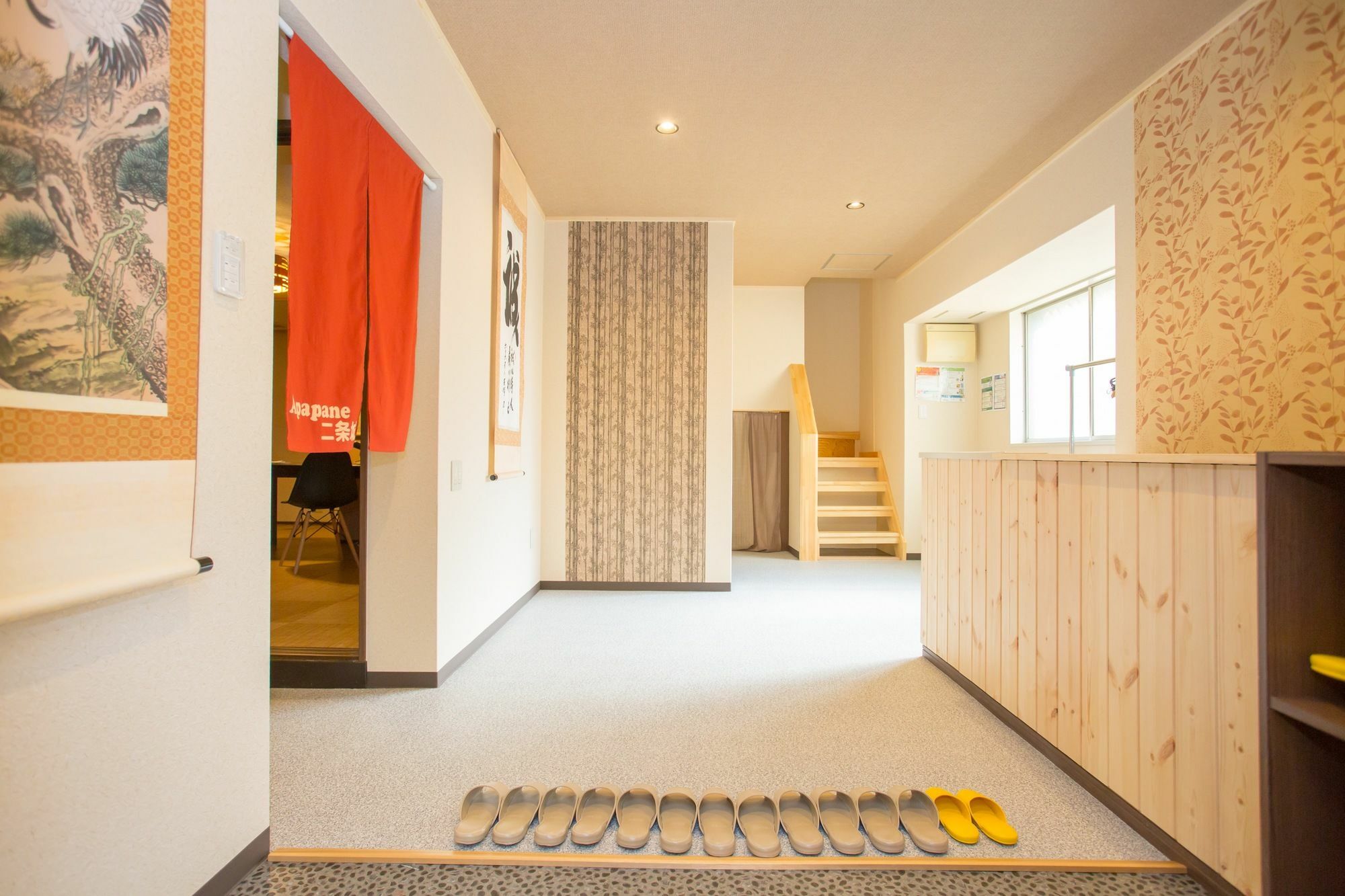 Apapane Nijo Guest House Kyoto Bagian luar foto